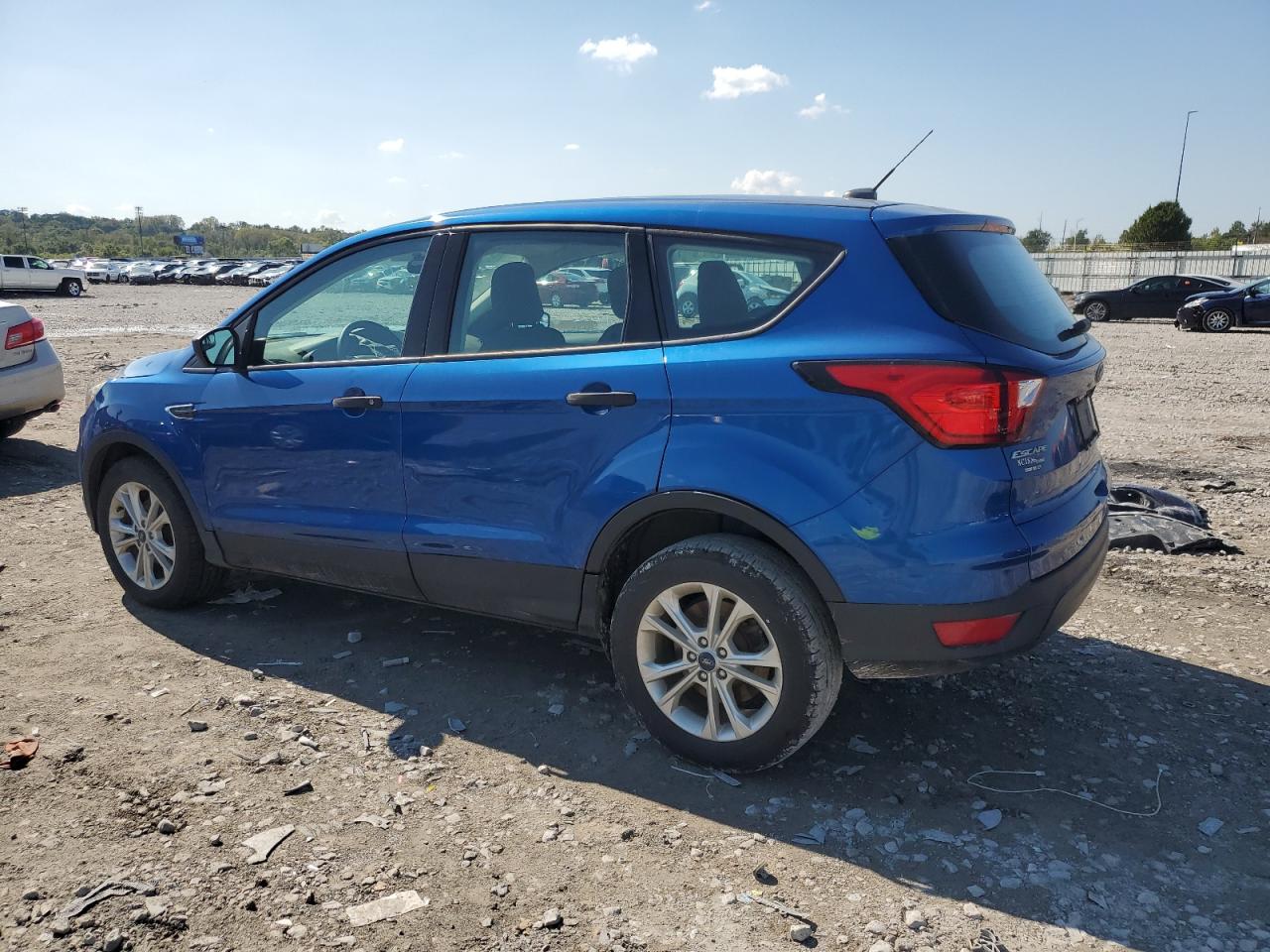 VIN 1FMCU0F76KUA79669 2019 FORD ESCAPE no.2