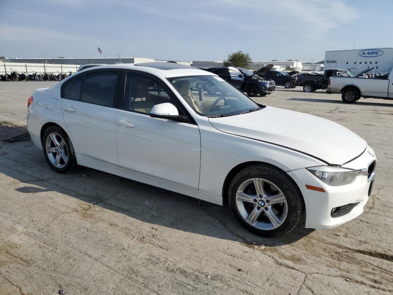 VIN WBA3B1G53ENS77912 2014 BMW 3 SERIES no.4