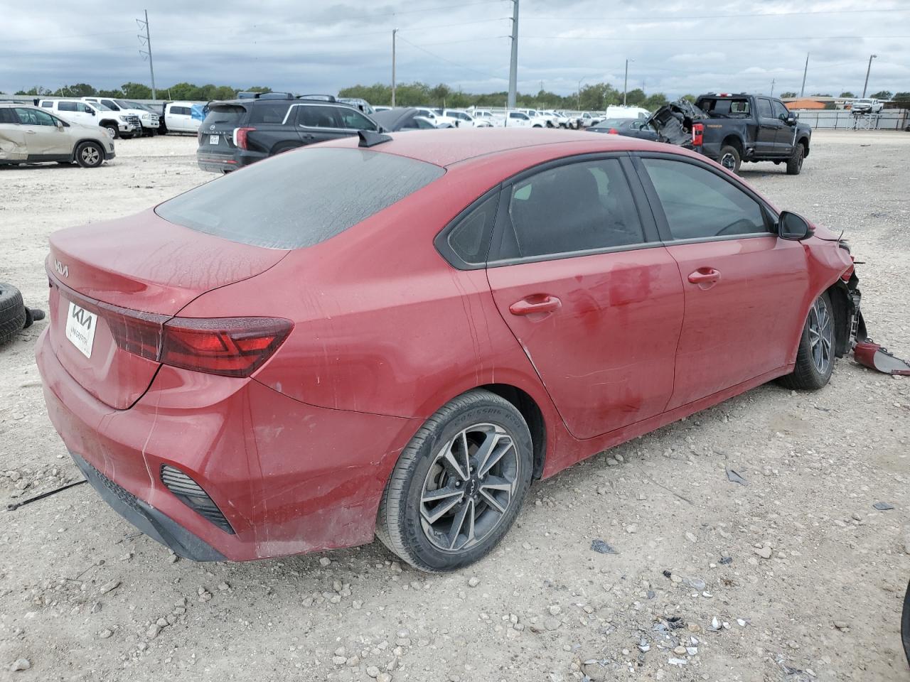 2023 Kia Forte Lx VIN: 3KPF24AD5PE562118 Lot: 71976094