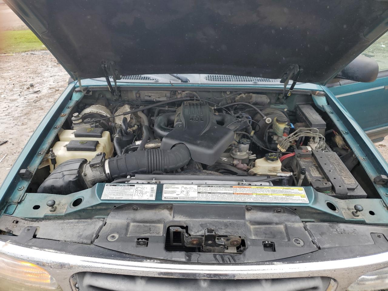 1FMZU34E2WZA19734 1998 Ford Explorer