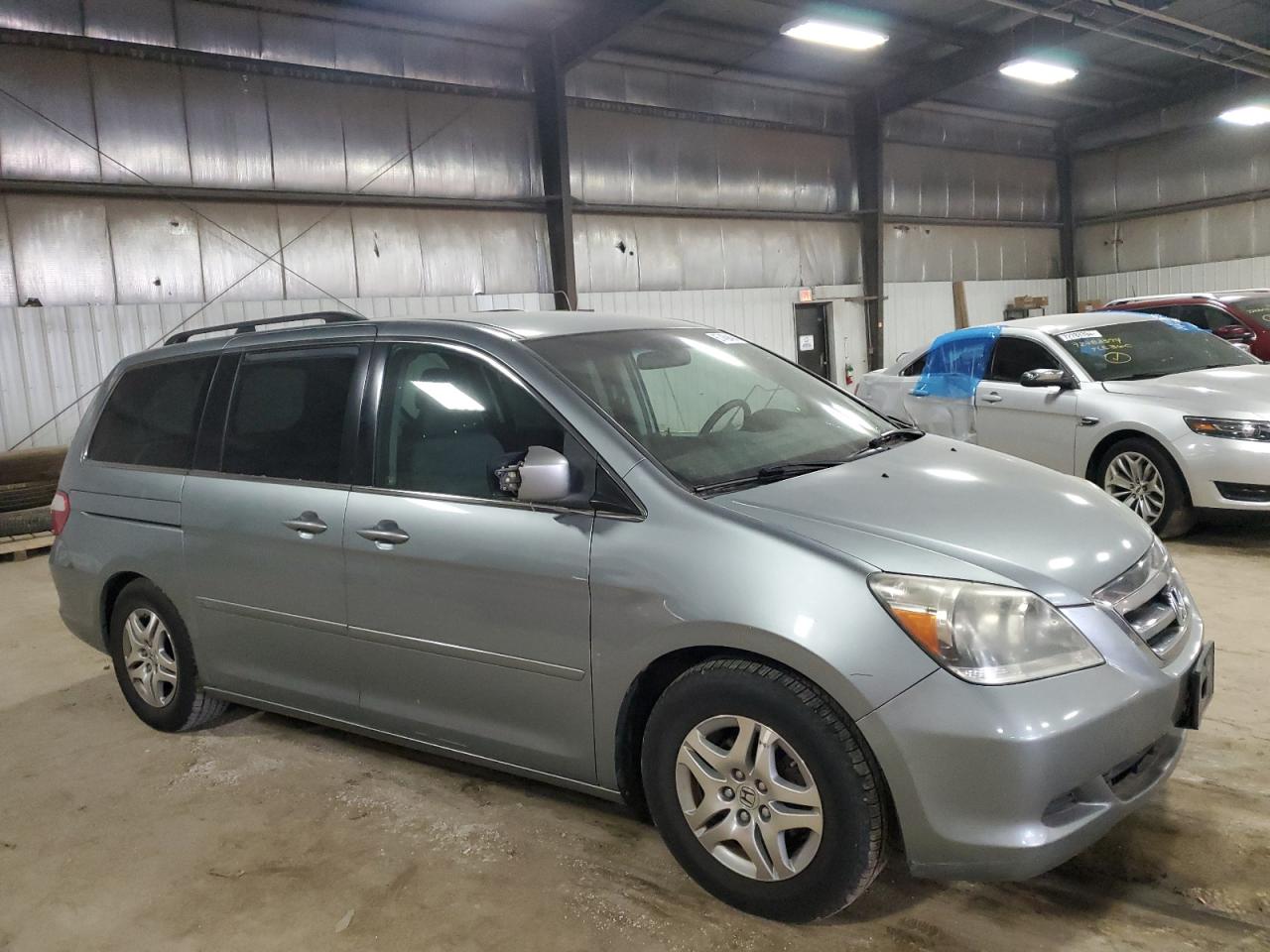2007 Honda Odyssey - Image 4