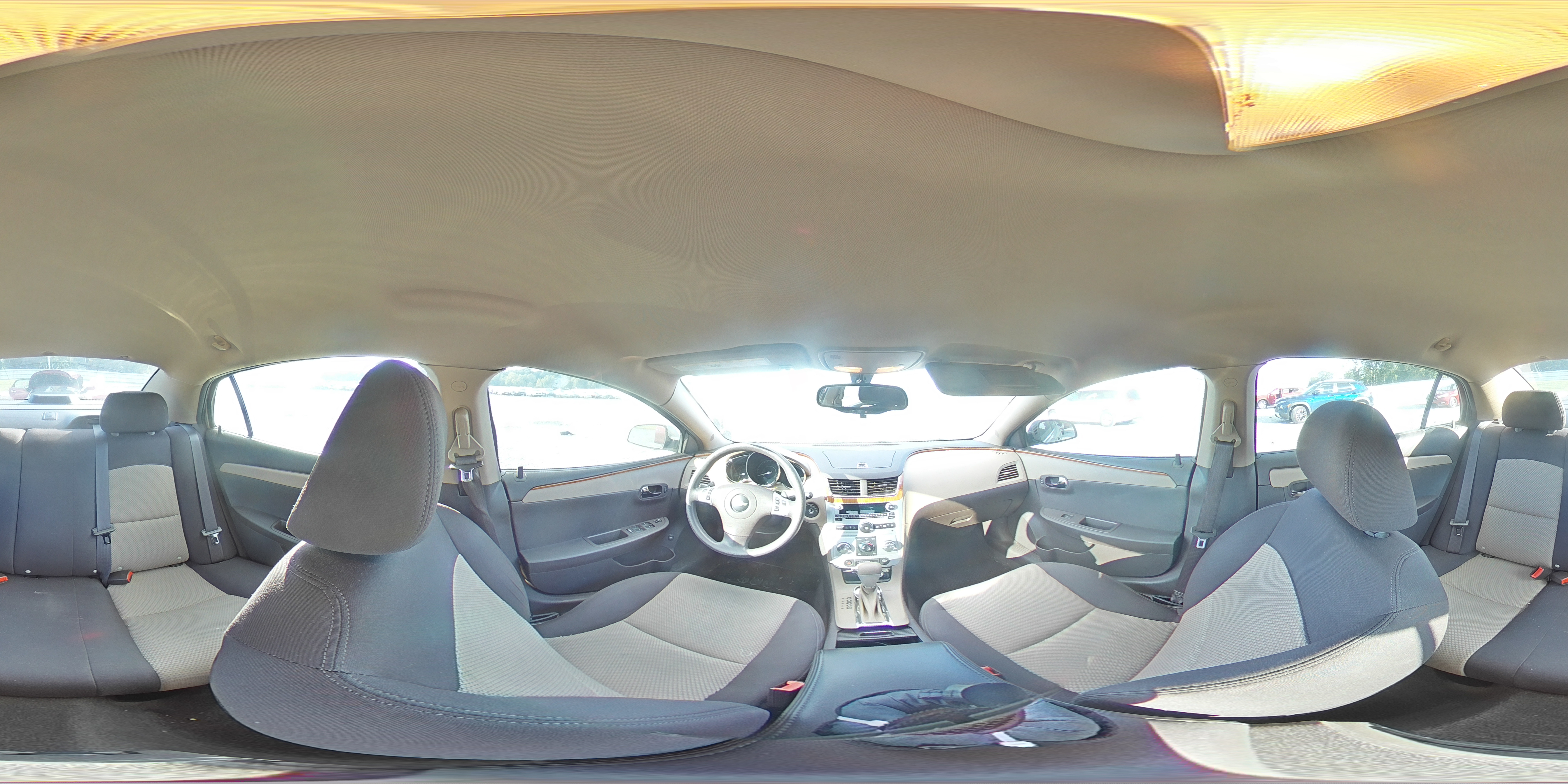 2010 Chevrolet Malibu - Image 13