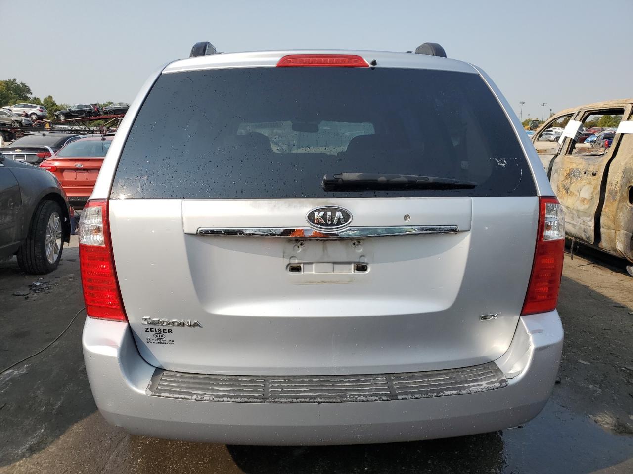 2008 Kia Sedona Ex VIN: KNDMB233186194012 Lot: 70879304