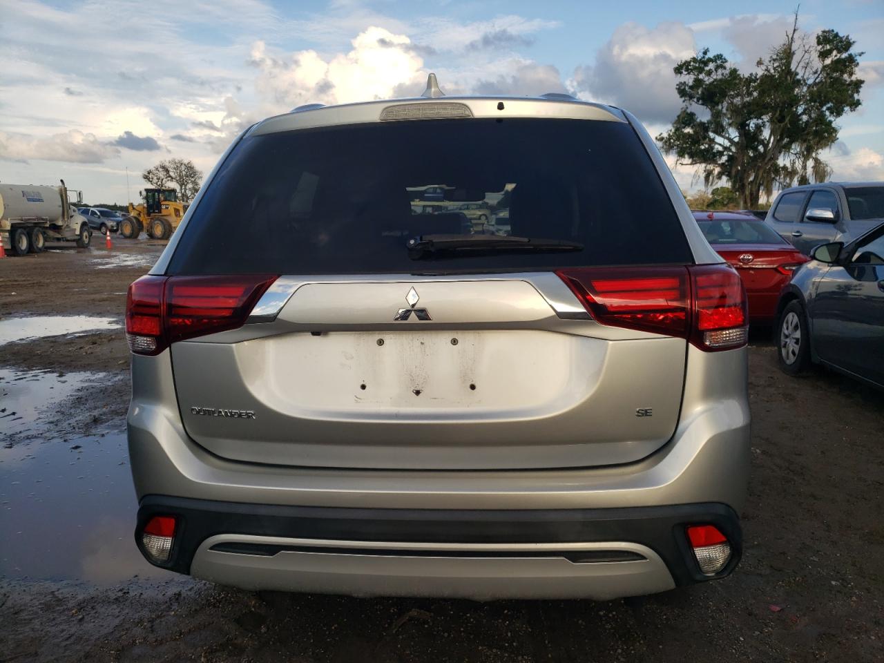 JA4AD3A31LZ024384 2020 Mitsubishi Outlander Se