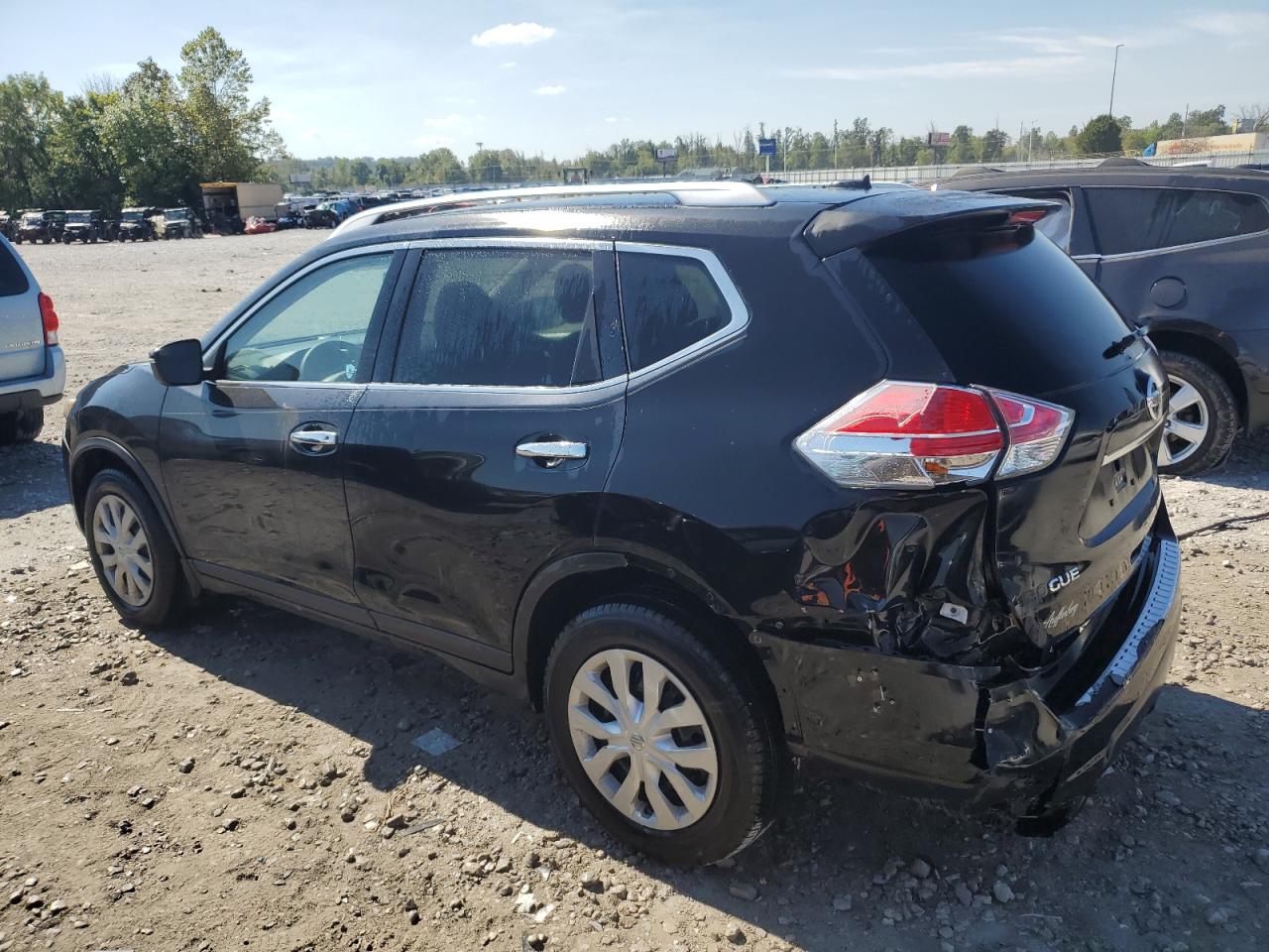 KNMAT2MT8GP712124 2016 NISSAN ROGUE - Image 2