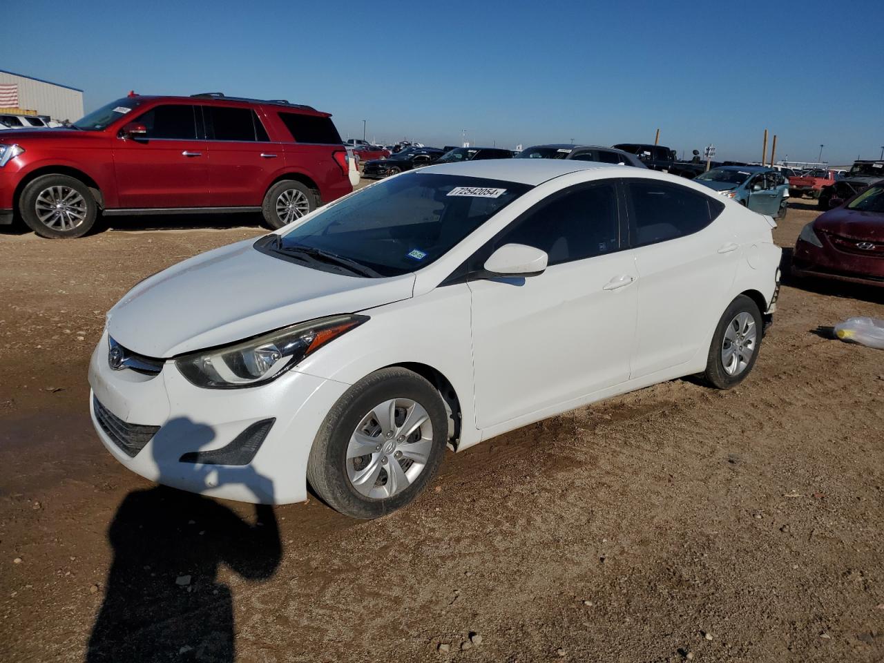 5NPDH4AE2GH780060 2016 HYUNDAI ELANTRA - Image 1