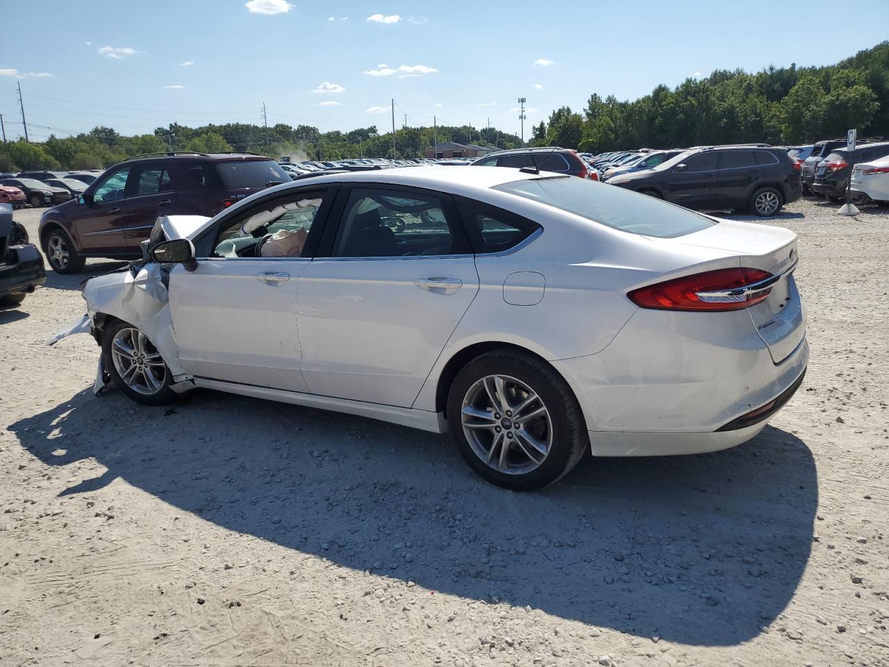 3FA6P0HD7JR174149 2018 FORD FUSION - Image 2