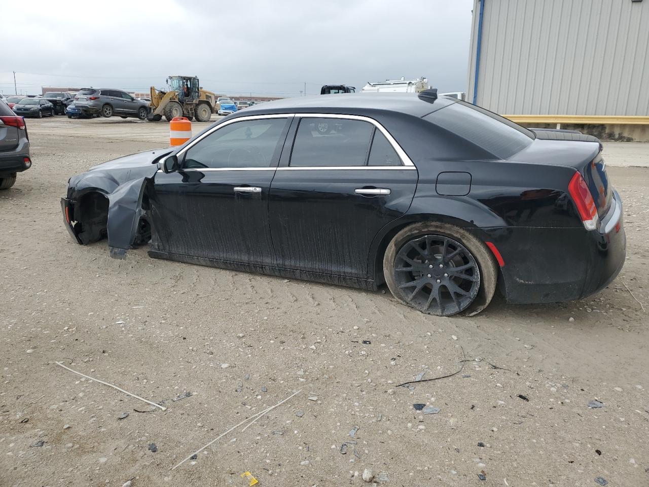 2018 Chrysler 300 - Image 2