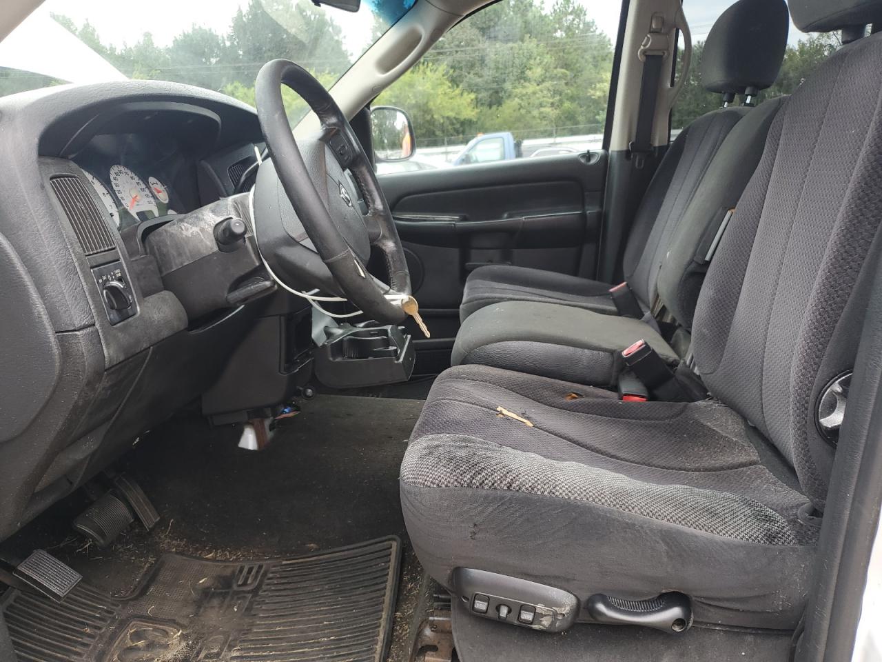 2005 Dodge Ram 1500 St VIN: 1D7HA18DX5S106275 Lot: 73380264