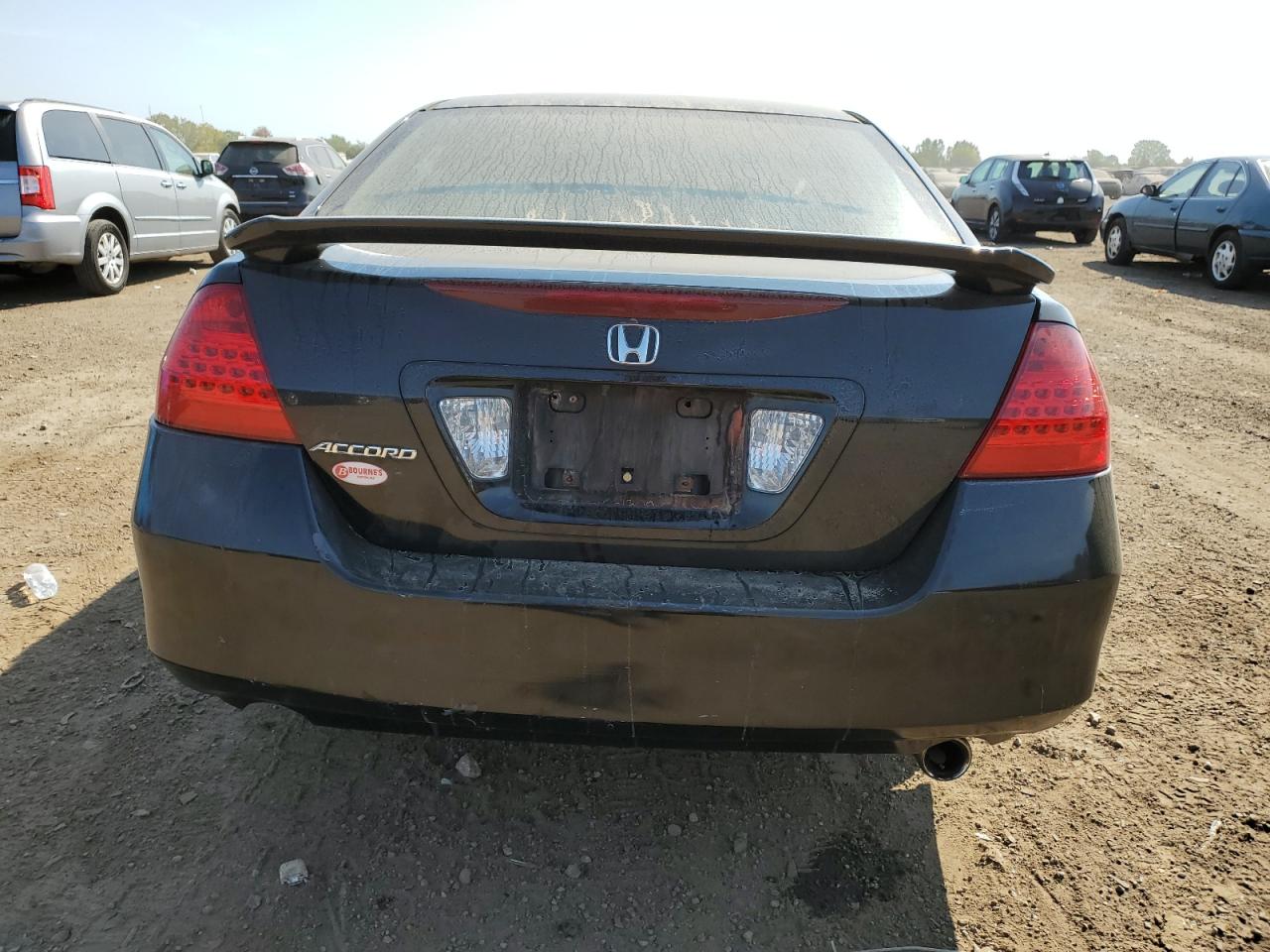 1HGCM56417A081069 2007 Honda Accord Lx