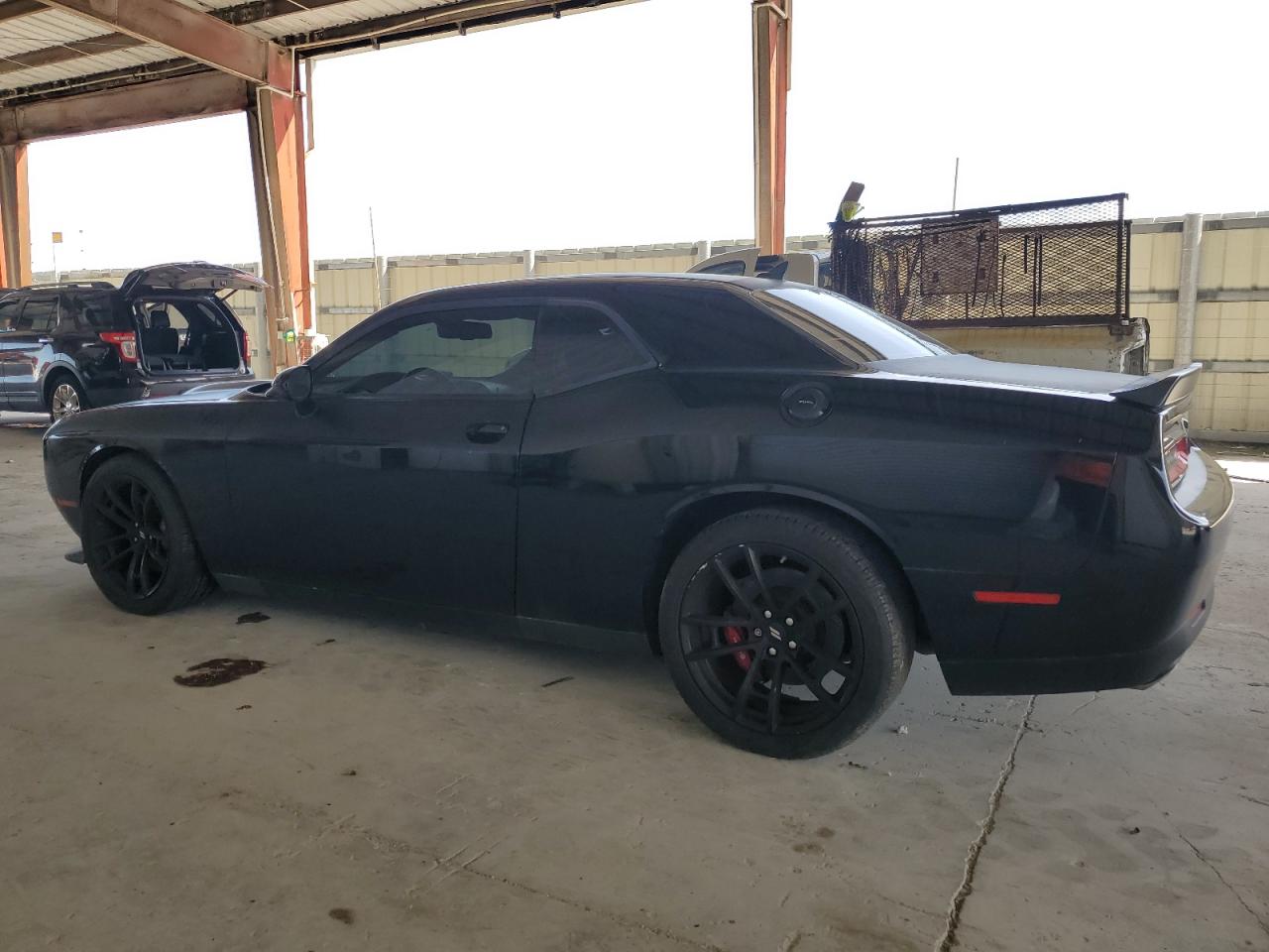 2C3CDZFJ2KH587519 2019 DODGE CHALLENGER - Image 2