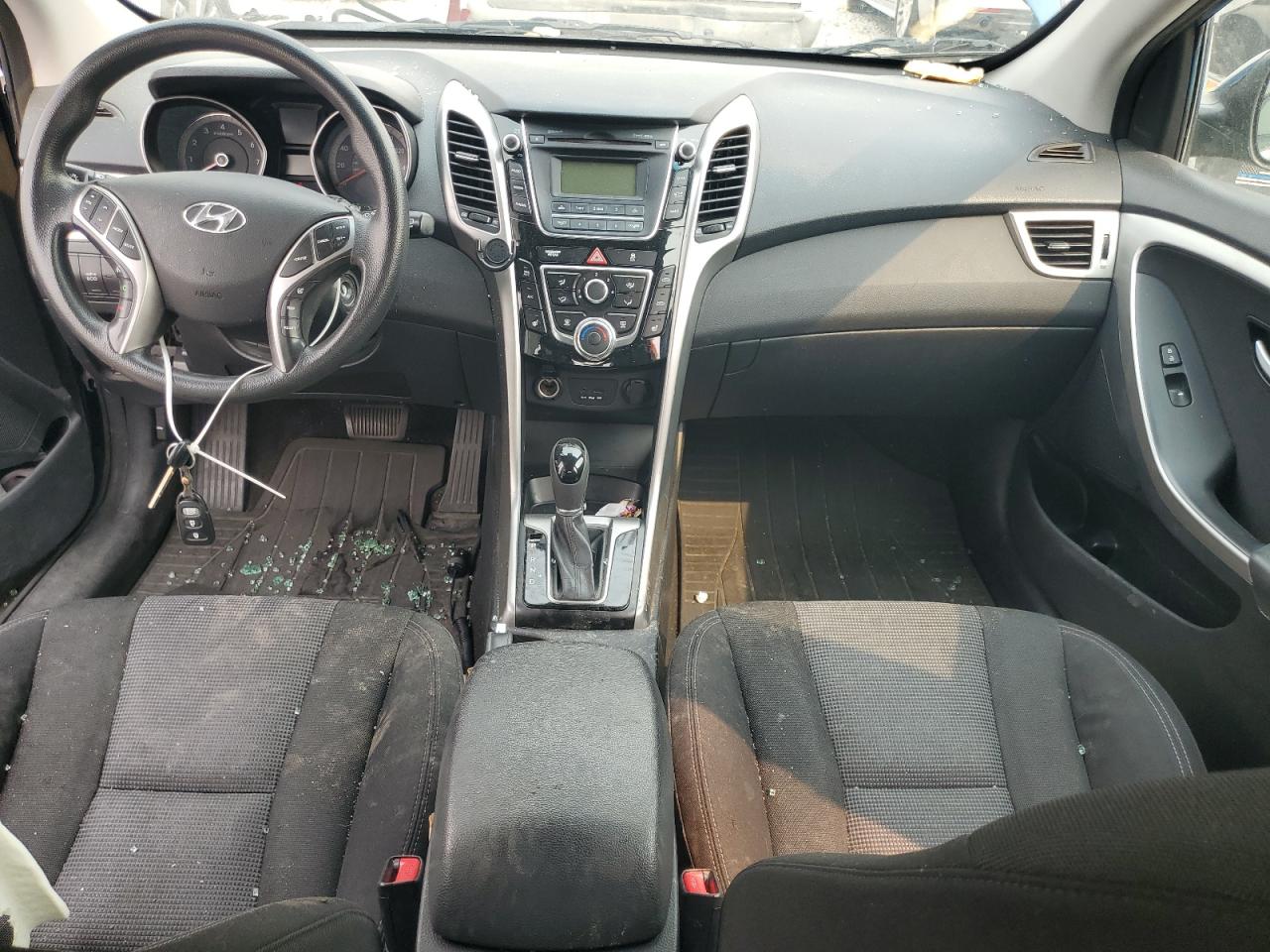 2014 Hyundai Elantra - Image 8