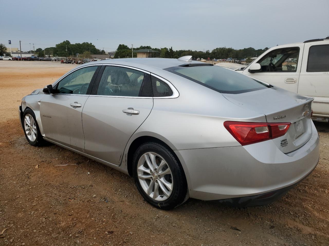 1G1ZE5ST5HF142486 2017 CHEVROLET MALIBU - Image 2