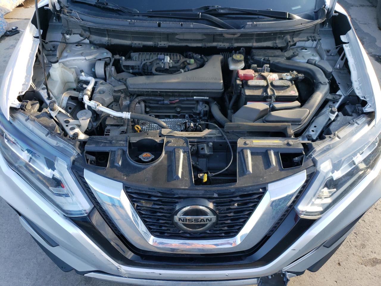 JN8AT2MVXJW303822 2018 Nissan Rogue S