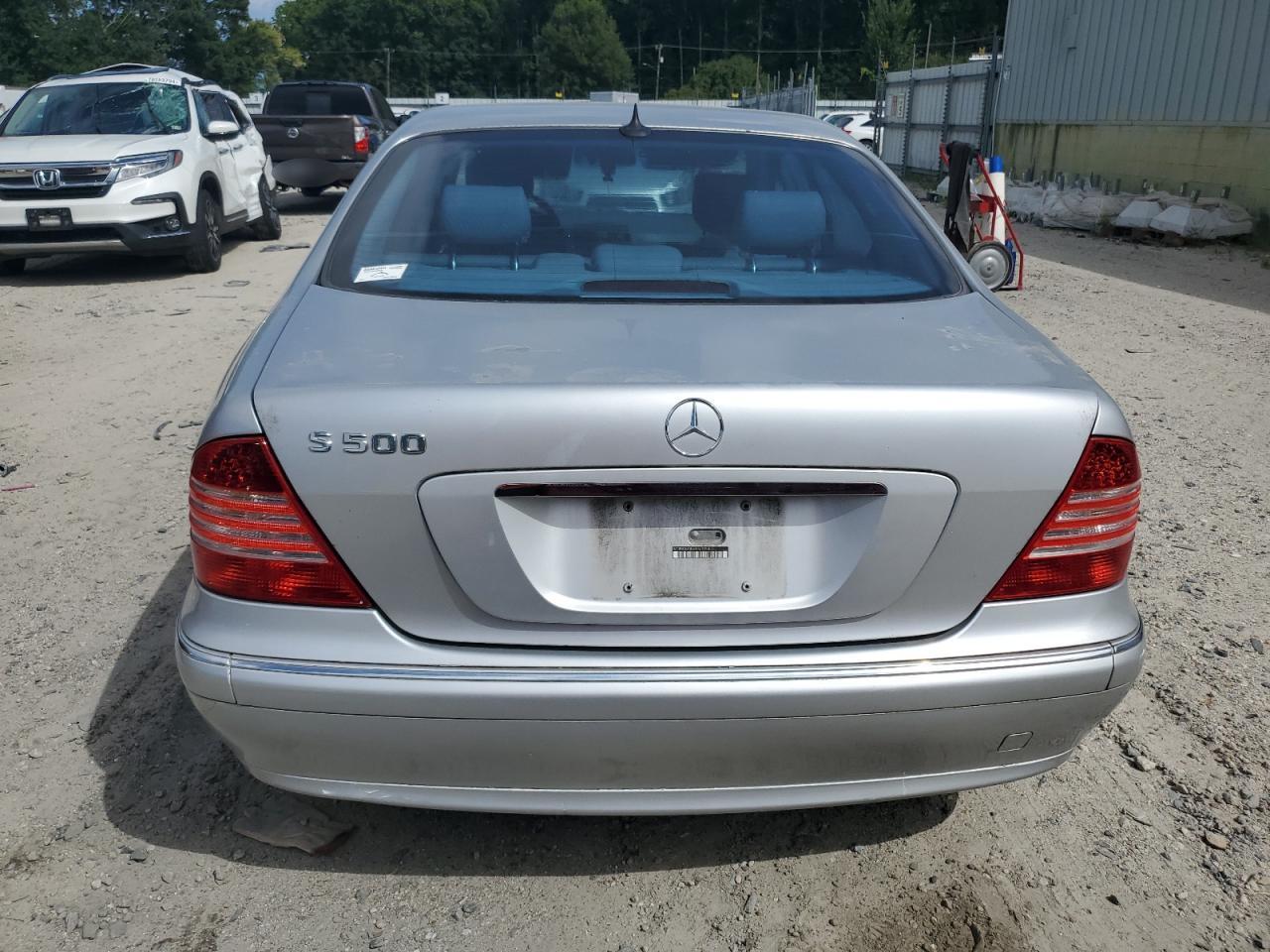 WDBNG75J6YA043807 2000 Mercedes-Benz S 500