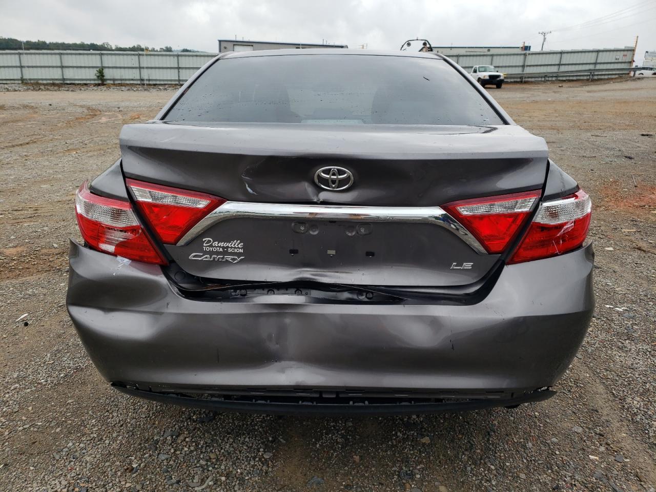 4T4BF1FK0FR465094 2015 Toyota Camry Le