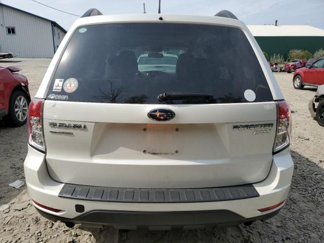  SUBARU FORESTER 2012 Білий