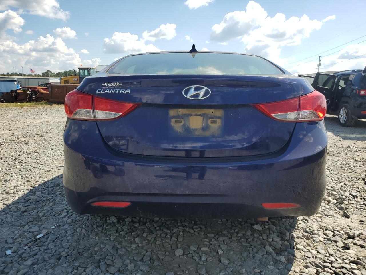 5NPDH4AE9DH379178 2013 Hyundai Elantra Gls