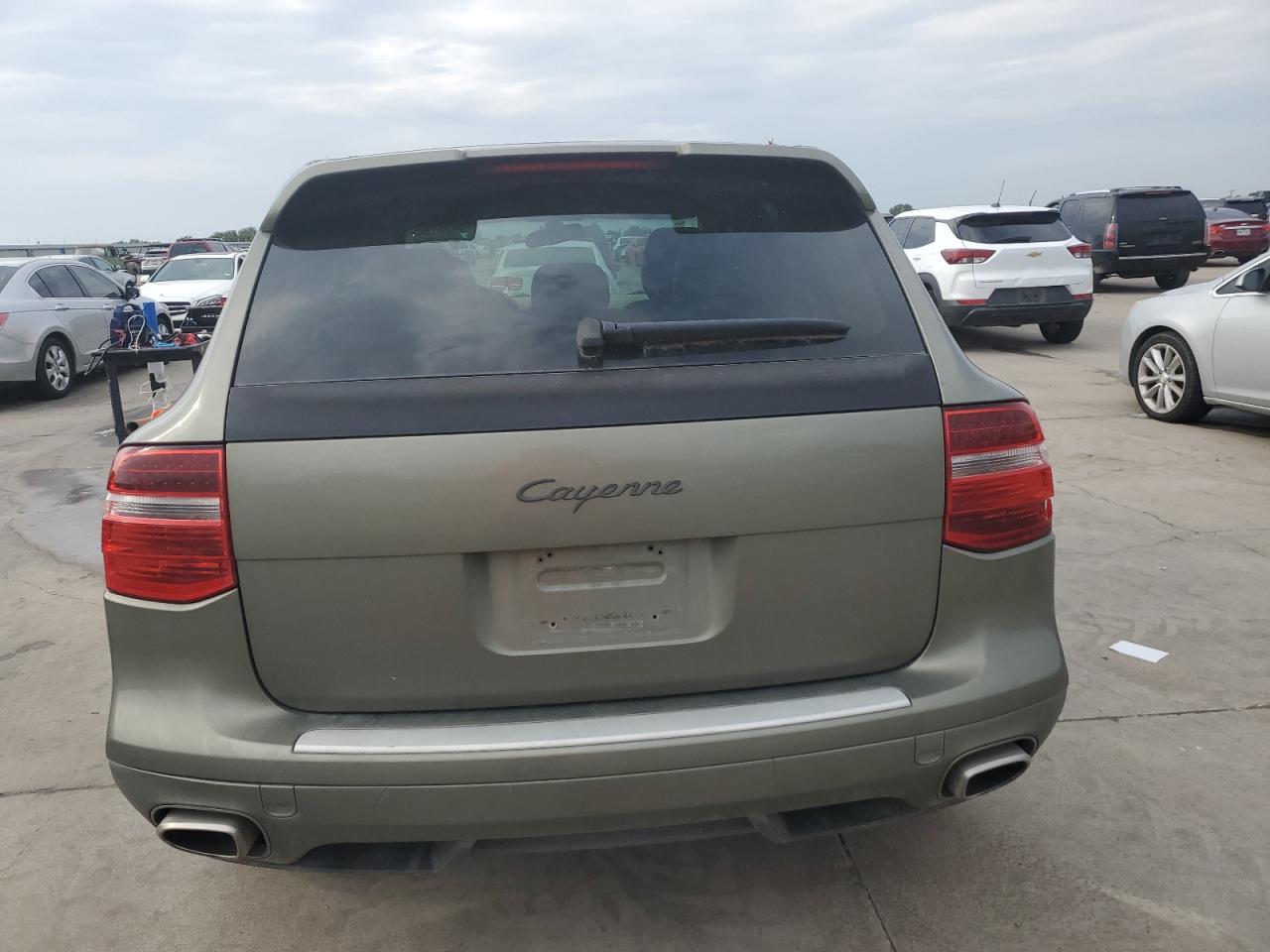 2010 Porsche Cayenne VIN: WP1AA2AP8ALA05714 Lot: 70425164