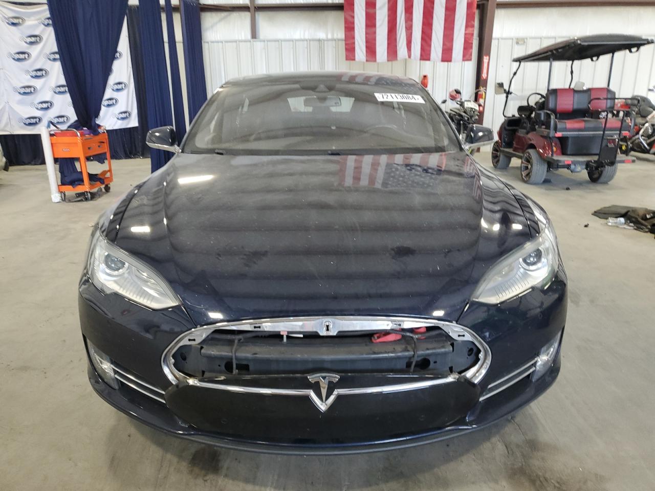 2015 Tesla Model S 85D VIN: 5YJSA1H2XFFP77281 Lot: 72113084