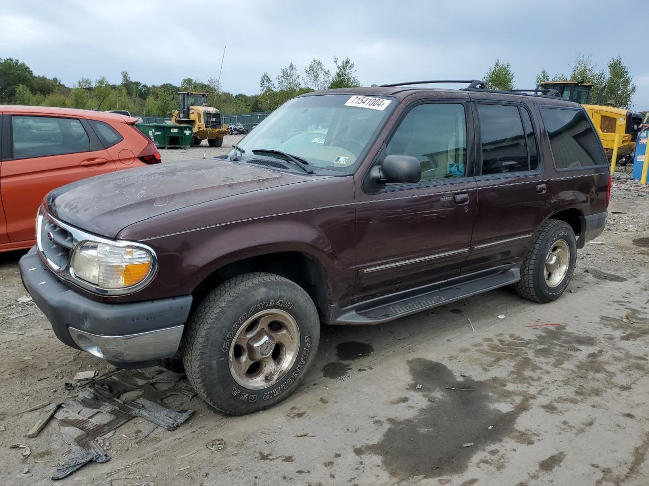 2000 Ford Explorer Xlt VIN: 1FMZU73E6YZA18565 Lot: 71541004