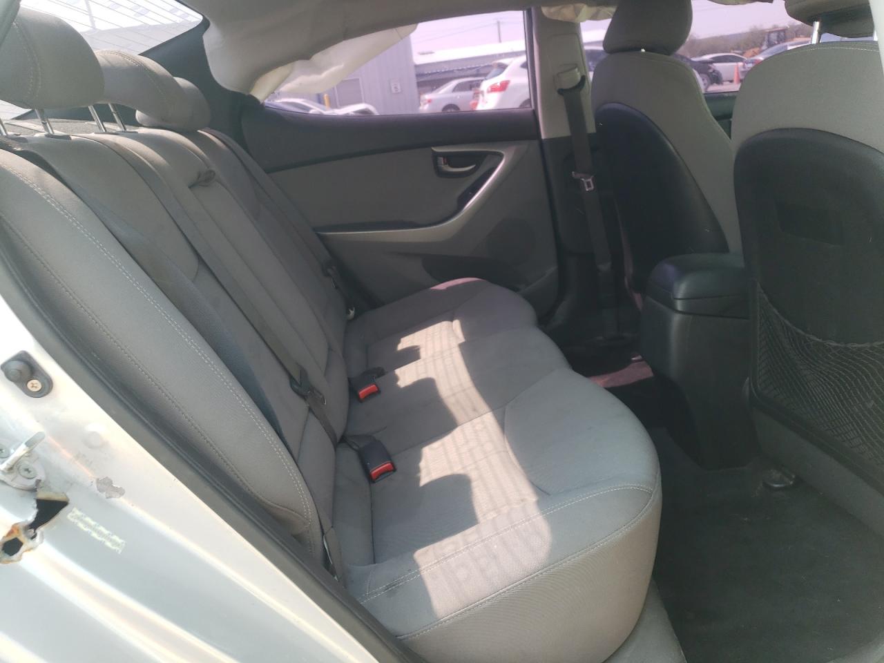 KMHDH4AE6EU174128 2014 Hyundai Elantra Se