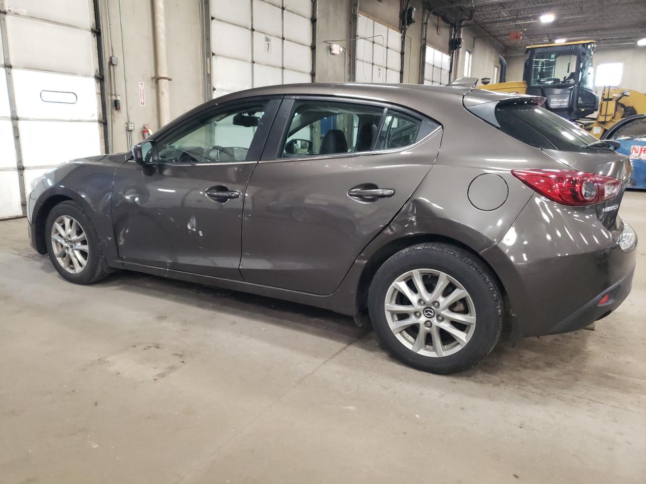 3MZBM1N77GM258948 2016 MAZDA 3 - Image 2