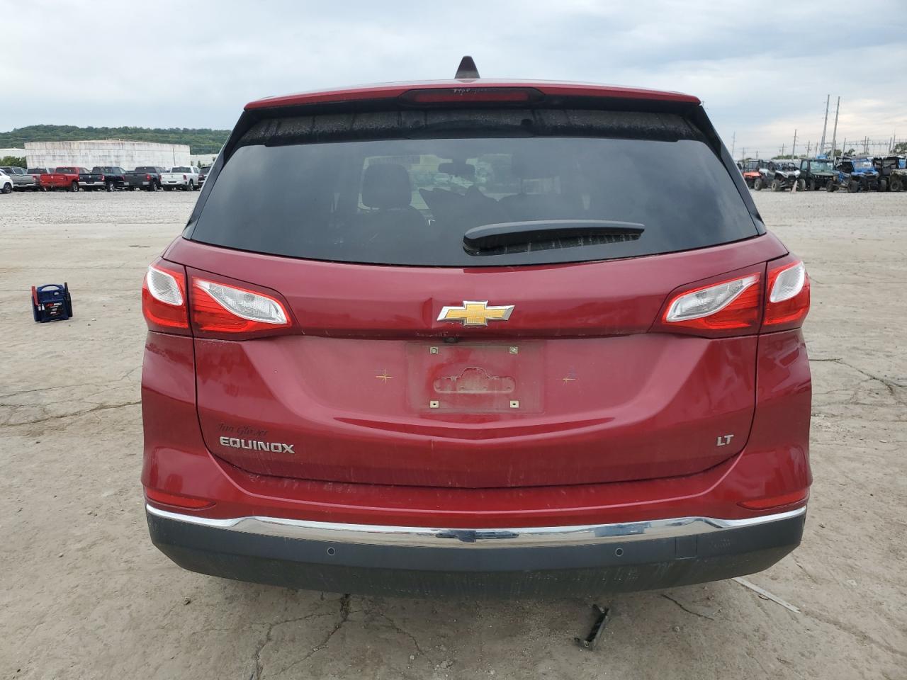 3GNAXJEV1JL289007 2018 Chevrolet Equinox Lt