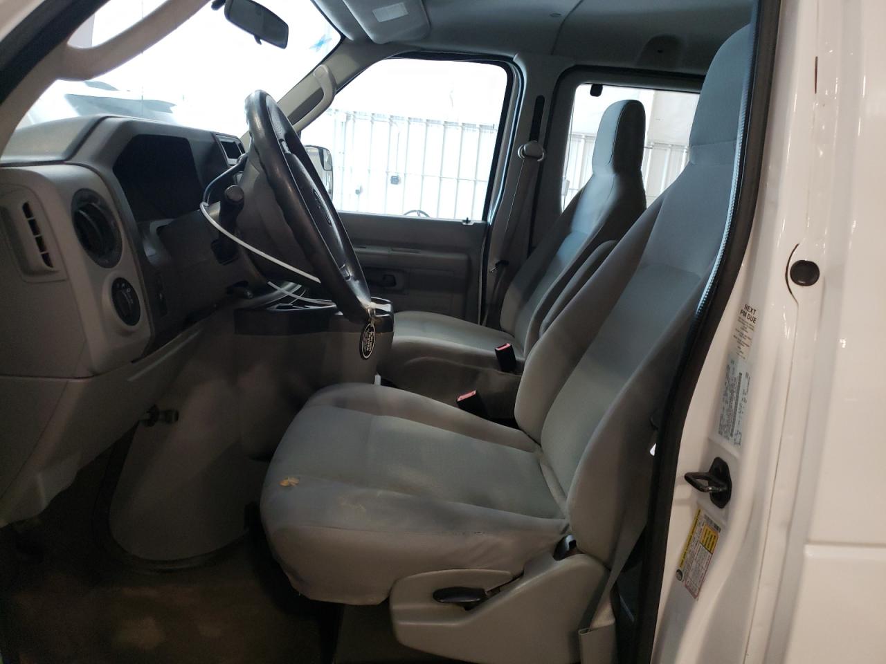 2010 Ford Econoline - Image 7