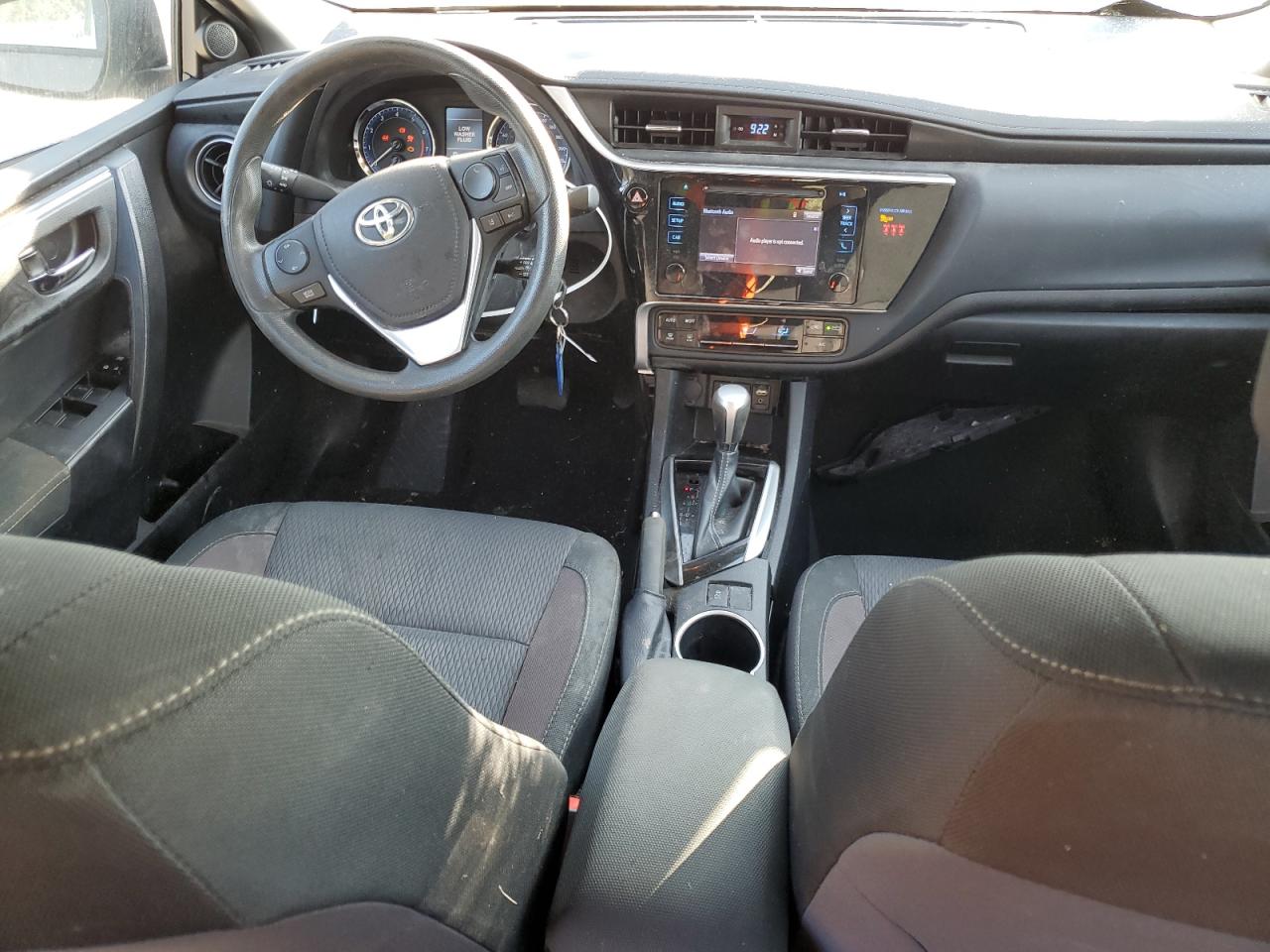 2018 Toyota Corolla L VIN: 2T1BURHE8JC113865 Lot: 71384794