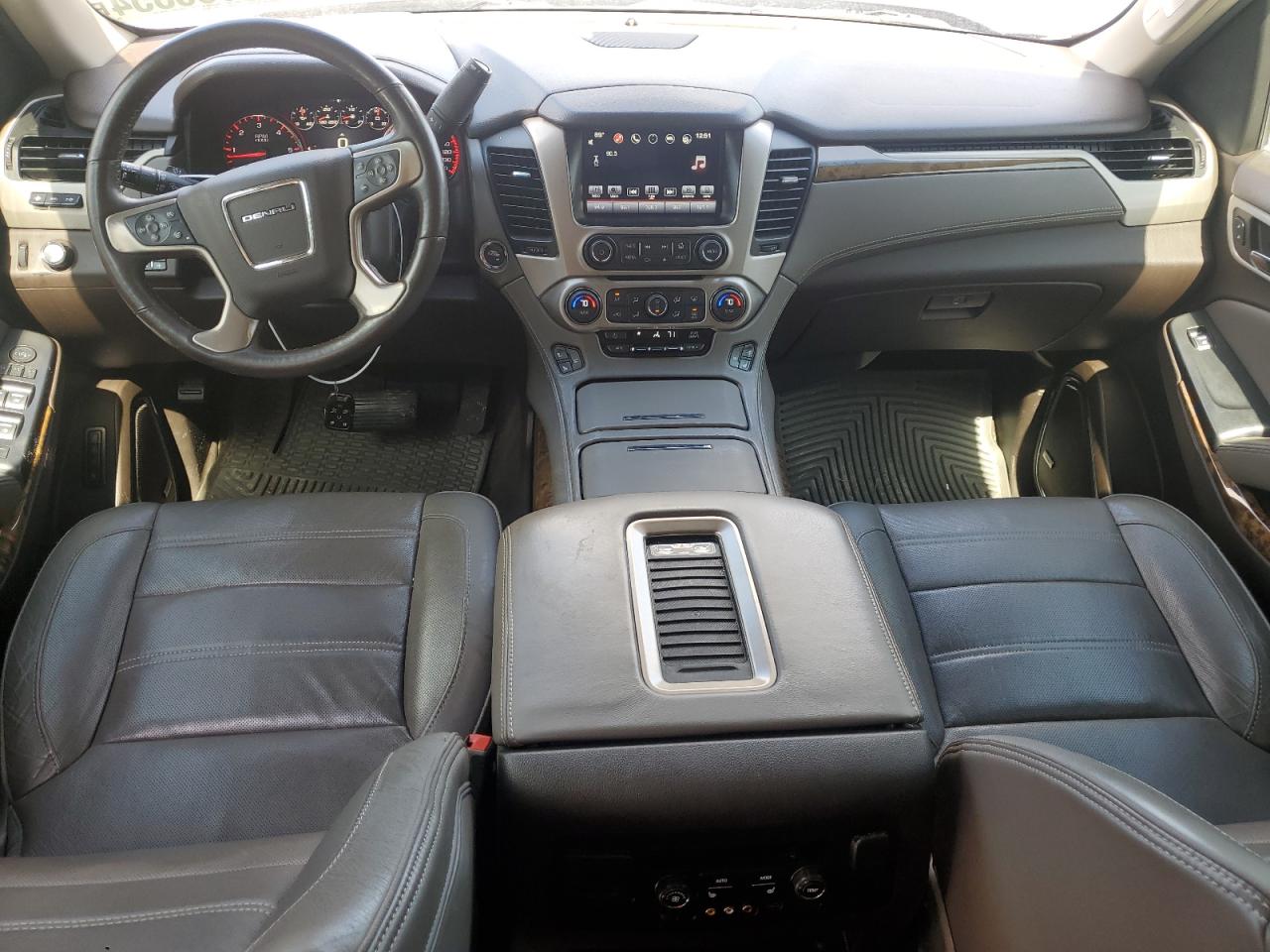 2016 GMC Yukon Xl Denali VIN: 1GKS1HKJ8GR157361 Lot: 73398354