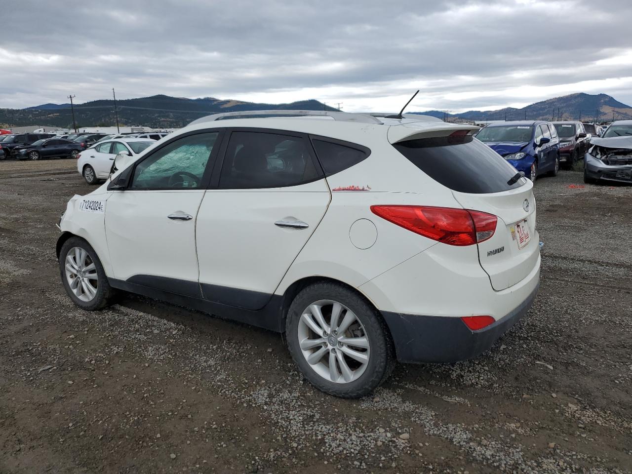 KM8JUCAC0BU213668 2011 Hyundai Tucson Gls