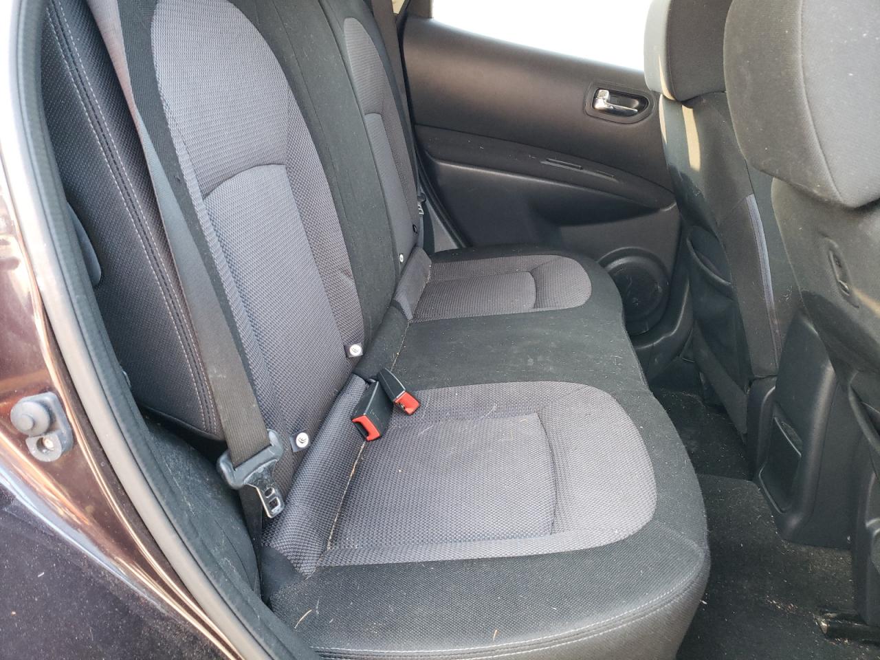 2011 Nissan Rogue S VIN: JN8AS5MV3BW284486 Lot: 70444664