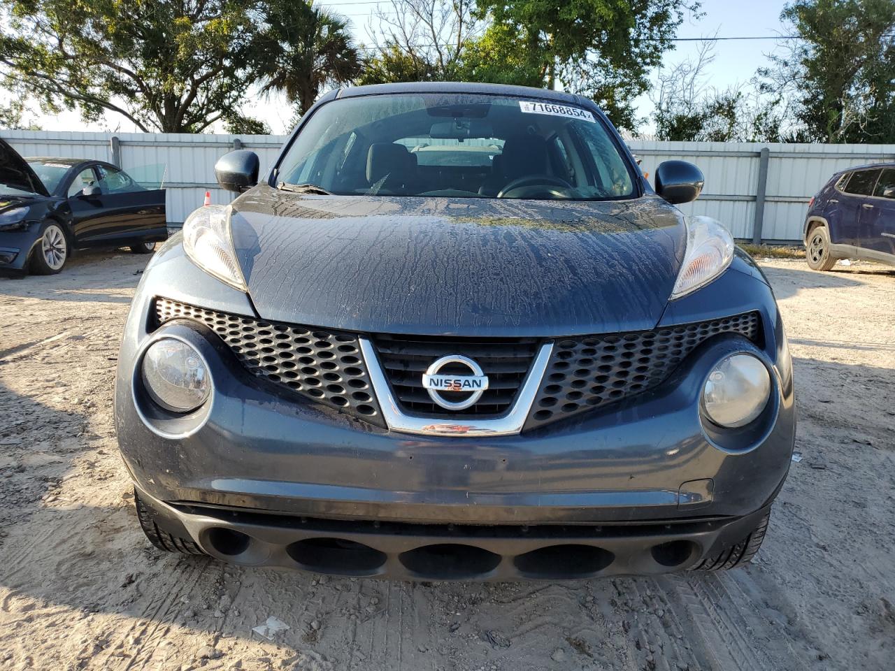 2014 Nissan Juke S VIN: JN8AF5MR8ET361317 Lot: 71668854