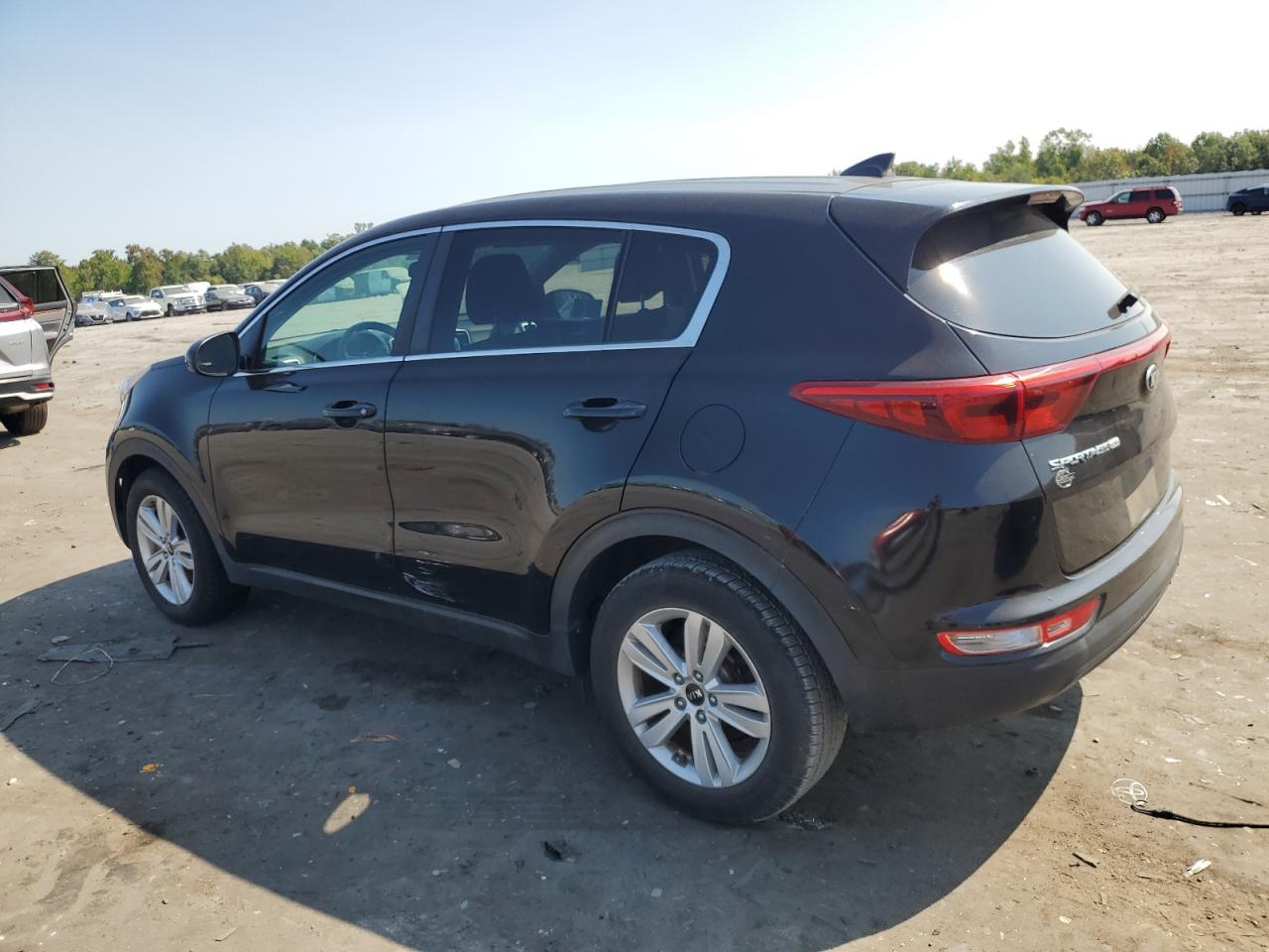 KNDPM3AC2J7346606 2018 KIA SPORTAGE - Image 2