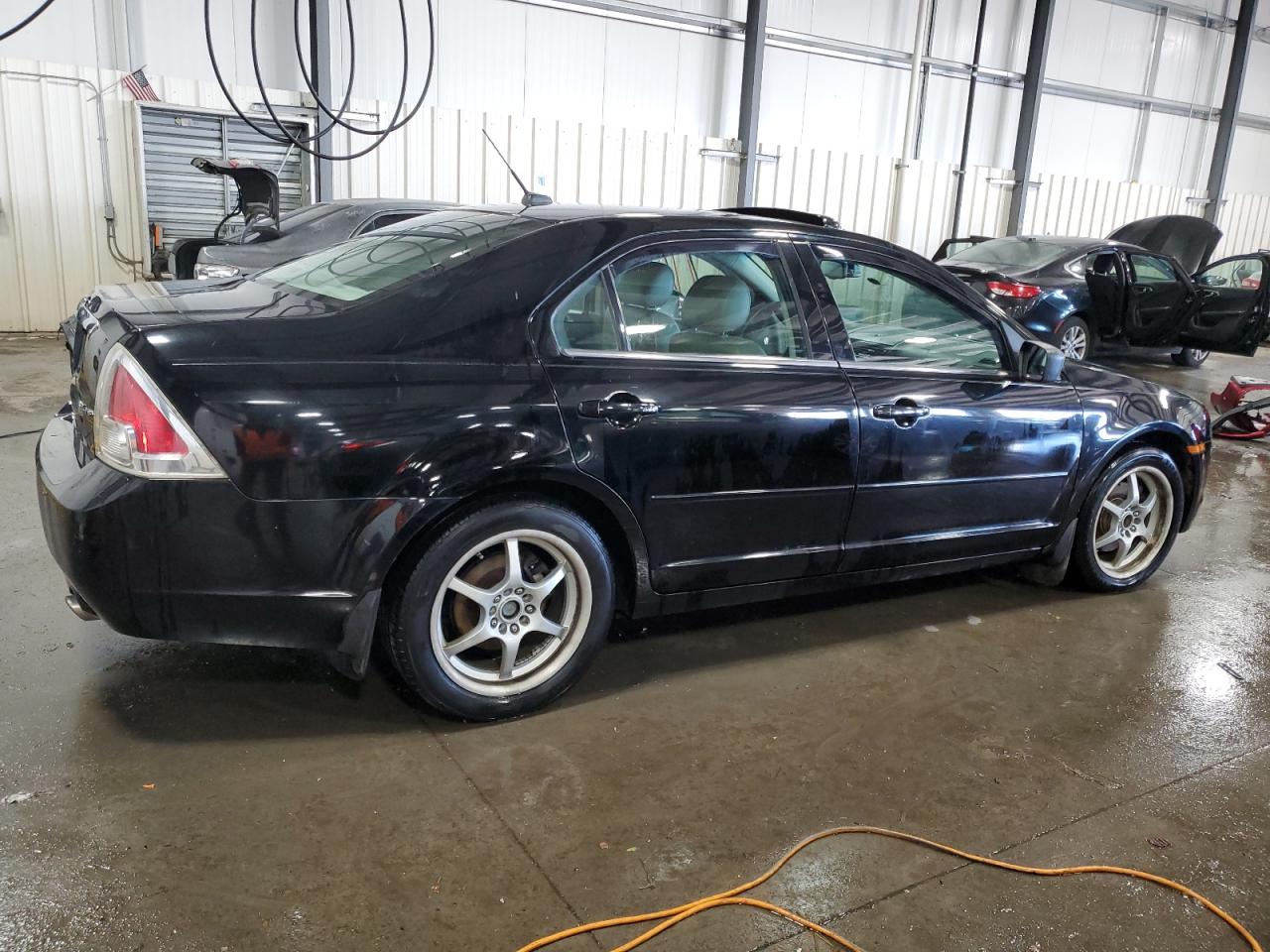 2007 Ford Fusion - Image 3