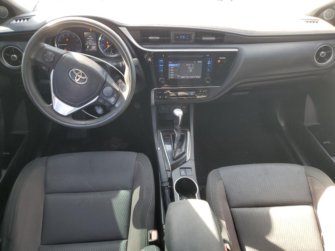 5YFBURHE9HP647077 2017 Toyota Corolla L