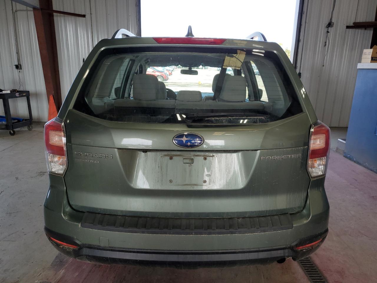 JF2SJABC4JH613715 2018 Subaru Forester 2.5I