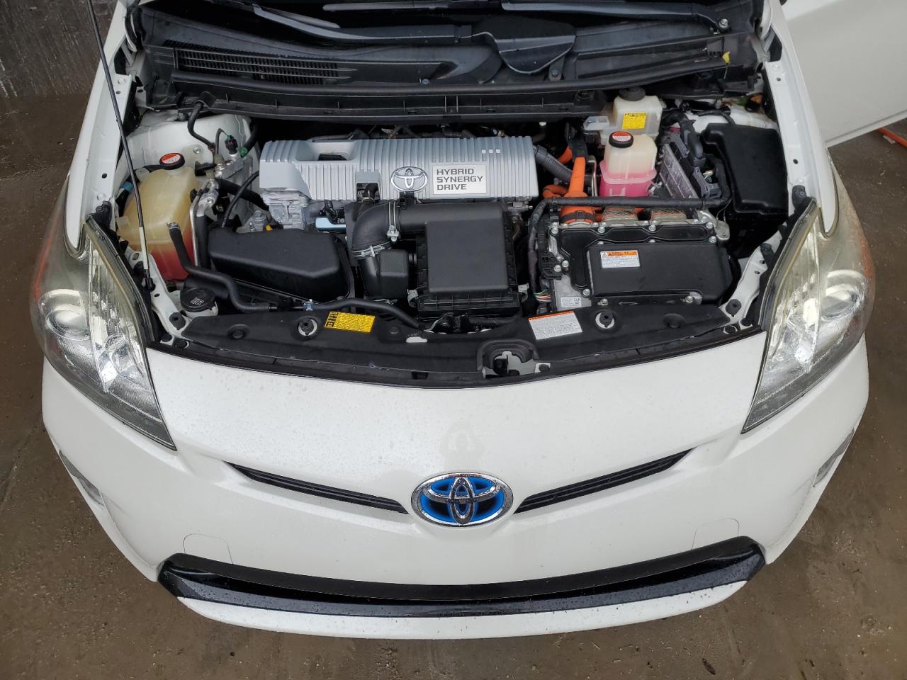 JTDKN3DU8F0440081 2015 Toyota Prius