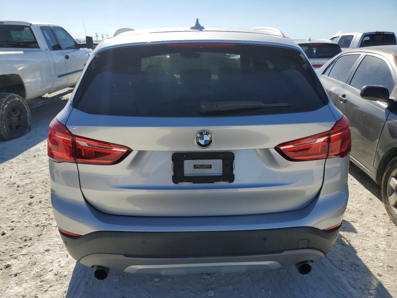 WBXHT3C38GP885666 2016 BMW X1 xDrive28I