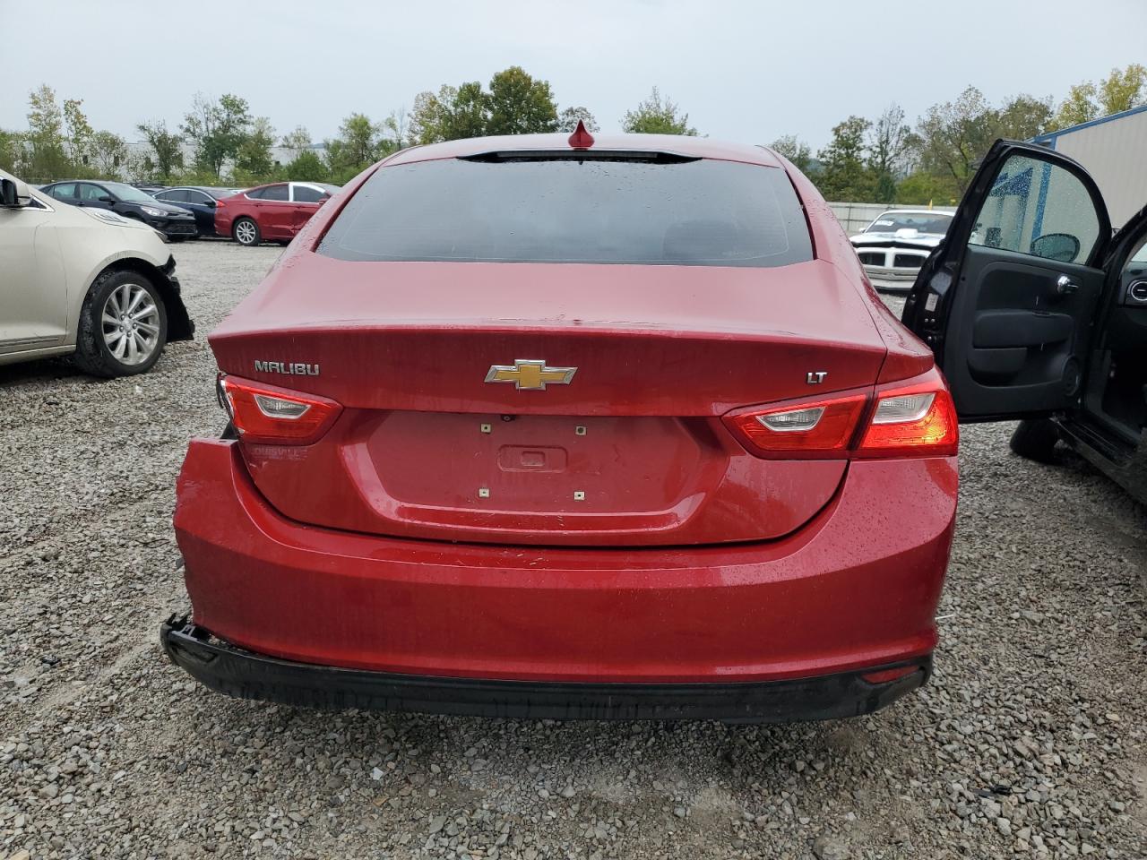 2016 Chevrolet Malibu - Image 6