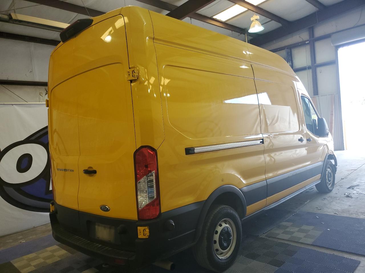 2020 Ford Transit - Image 3