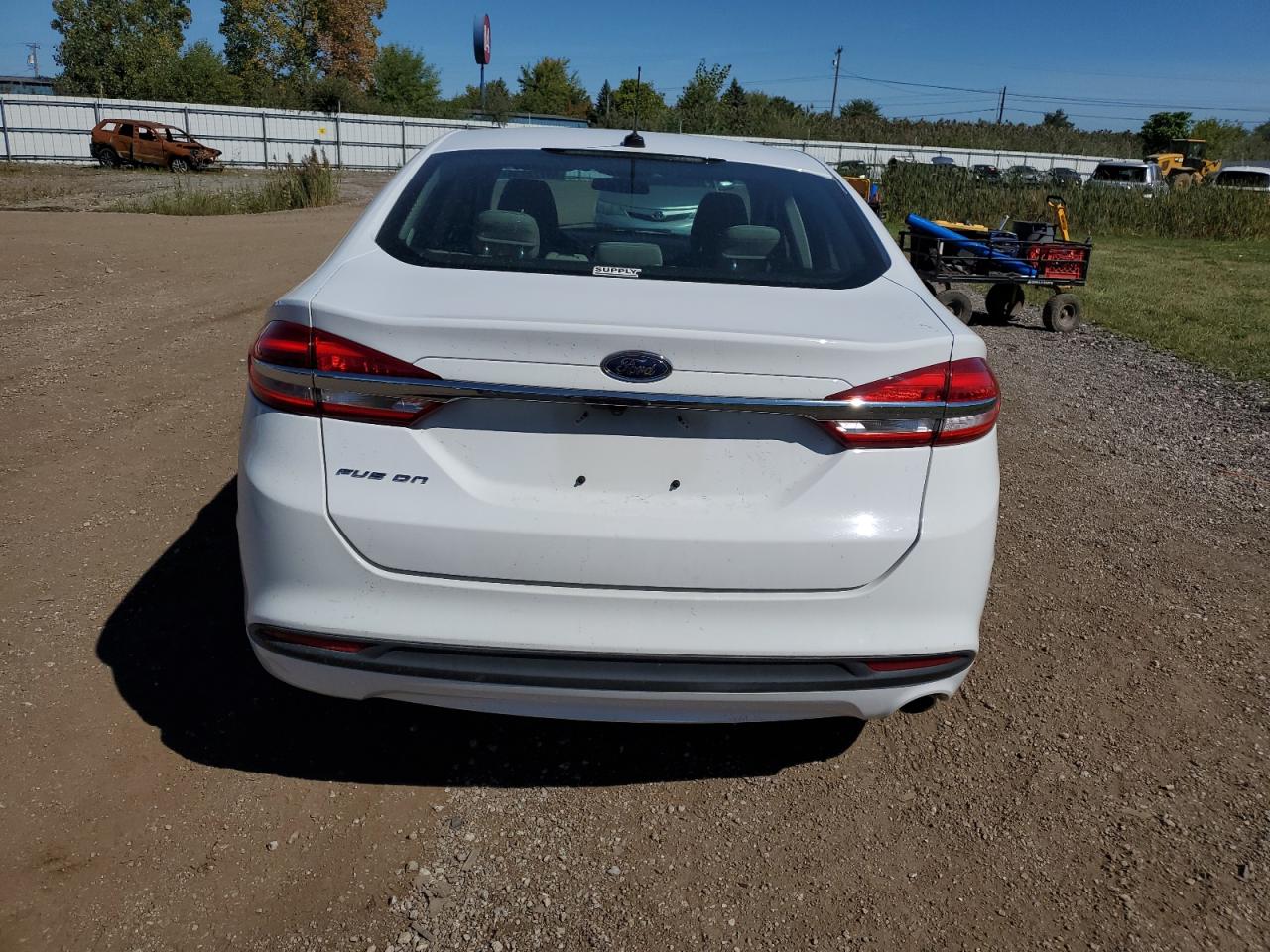 2017 Ford Fusion S VIN: 3FA6P0G71HR185542 Lot: 69772234