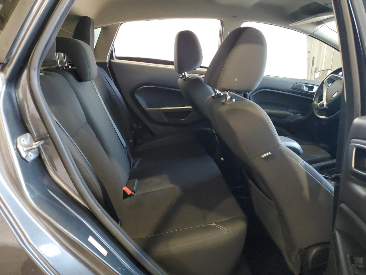 2015 Ford Fiesta Se VIN: 3FADP4EJ9FM195386 Lot: 72146904