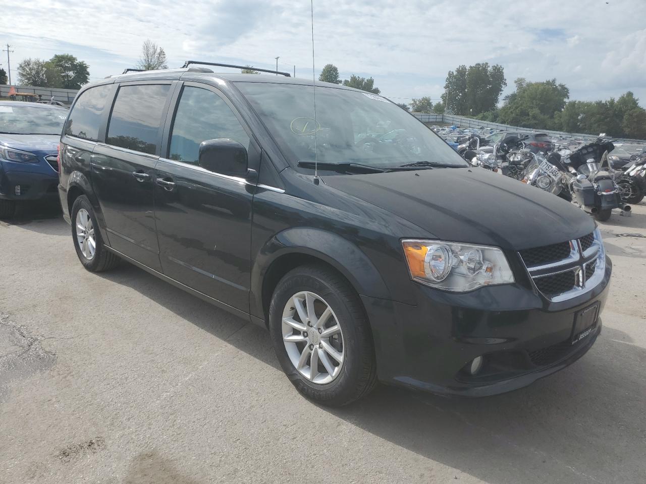 2018 Dodge Caravan - Image 4