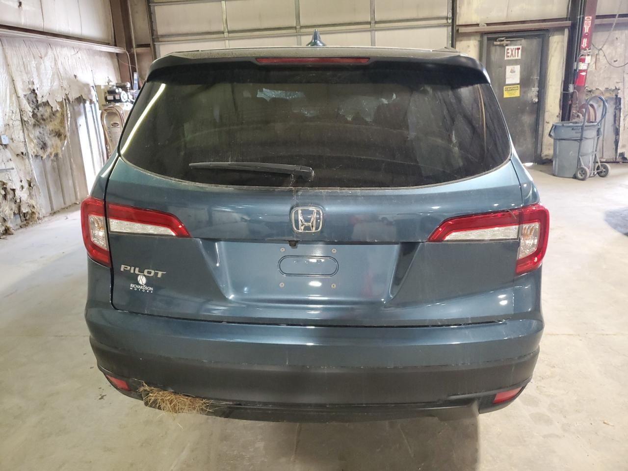 5FNYF5H1XKB024029 2019 Honda Pilot Lx