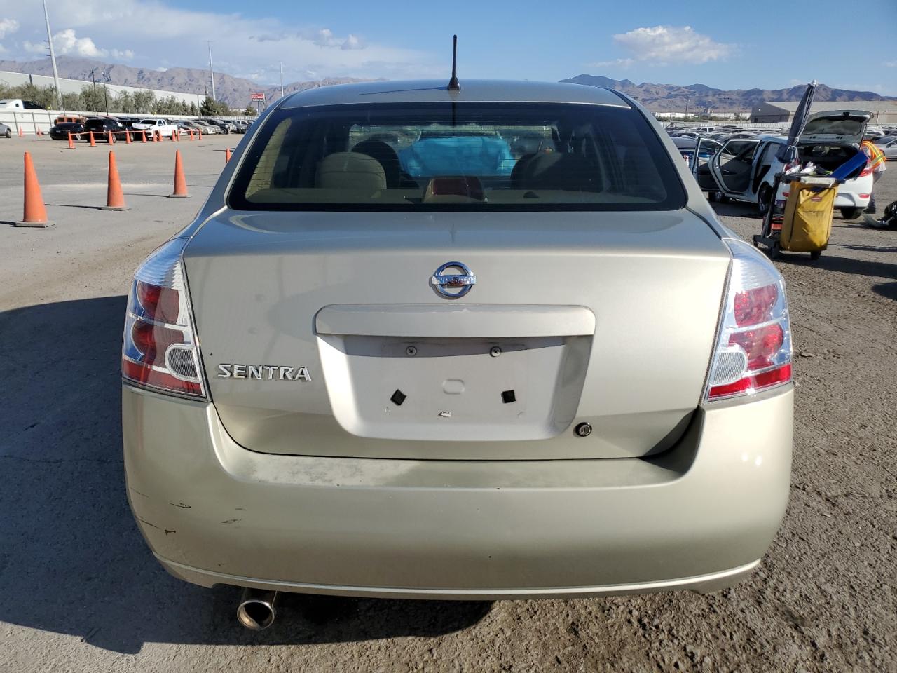 3N1AB61E68L732257 2008 Nissan Sentra 2.0