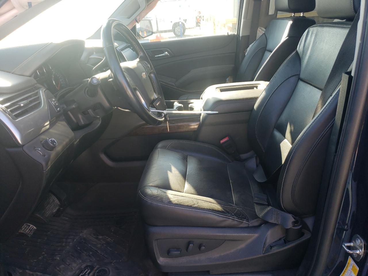 1GNSCHKC7KR137920 2019 Chevrolet Suburban C1500 Lt