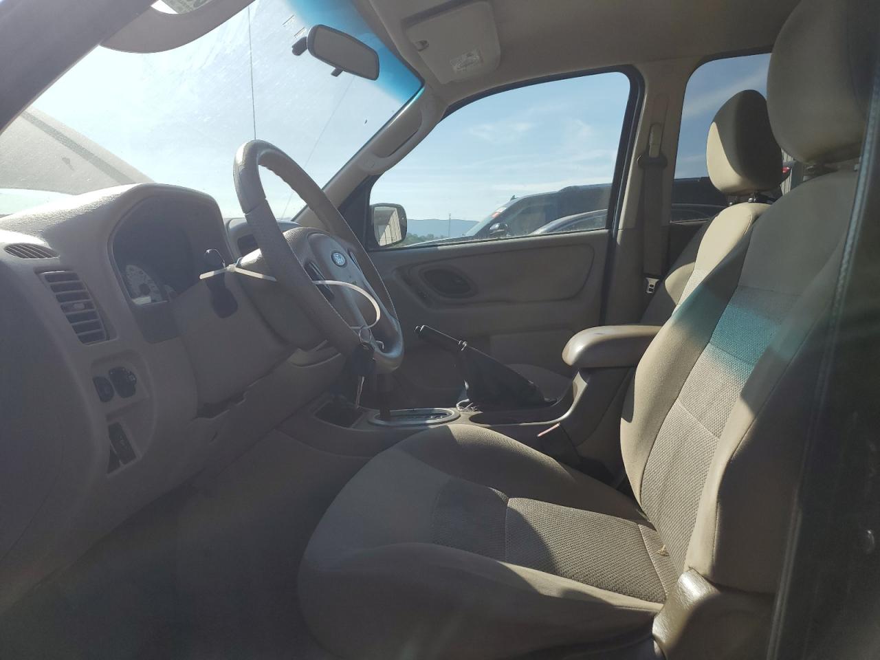 1FMYU93155KC73393 2005 Ford Escape Xlt