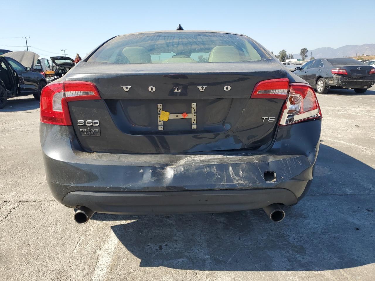 2012 Volvo S60 T5 VIN: YV1622FS1C2115542 Lot: 73786884